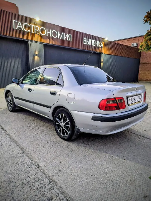 Mitsubishi carisma, 1,6л. 16v рест
Цена: 275 тыс. Р.
Осмотр: г донецк, калининский район
Описание: 2002г. В. , рестайлинг, двигатель 1,6л (103л. С. ) 16v, пробег 207т. Км. , коробка механика, гур, 4эсп+ доводчики, подогрев пер. Сидений, электро рег зеркал, противотуманки, кондиционер (работает), abs, airbag (srs) водитель+пассажир, бортовой компьютер, цз+ сигнализация, 2ключа.
Состояние: двигатель, коробка - без нареканий, ходовка - свежая (недавно перебрана), кузов: дно, пороги, арки и т. Д. - без гнили и рыжиков. Машина обслужена (использовалась для дальних поездок). Просторный, опрятный салон, вместительный багажник.
❗️Переоформление в мрэо обязательно❗️
❗️Искатели идеала и торгаши - мимо, цена как за ланос❗️
Все вопросы по телефону или при встрече
+79496415133
📞 Звоните: +7(949)6415133 - фотография - 4