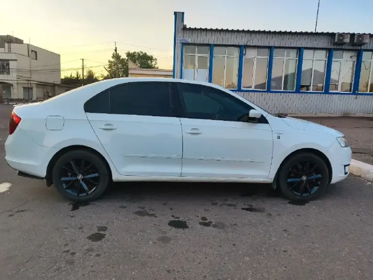 Skoda rapid hockey edition
2016Г. 1.6(110л. С).
6Ст(айсин)
Авто в отличном состоянии
Климат, мультируль, полный эл. Пакет, мультимедиа на андроиде и т. Д
Вся в родном окрасе, все стекла завод. Полностью обслужена, всё включается, всё работает.
Газ пропан евро 4(вписан в стс)
1200000 ₽
+79493292136
📞 Звоните: +7(949)3292136 - фотография - 5