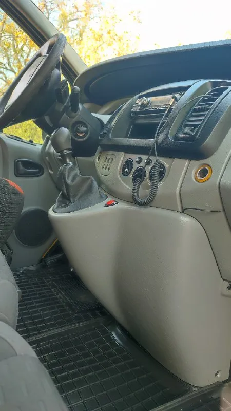 Продам renault трафик
База длинная
Год 2007
Двигатель 2.0 дизель
Пробег 377тс
Кондиционер + электровытяжка
Автономная печка
Электростеклоподъемники+подогрев
Обогрев заднего стекла
Кпп 6-ст.

Салон ухоженный, сиденья в идеальном состоянии!
Двигатель заводится отлично!, едет очень хорошо!!
Авто в идеальном состоянии

Цена 1.4мл.
+7949 524 5058
📞 Звоните: +7(949)5245058 - фотография - 9