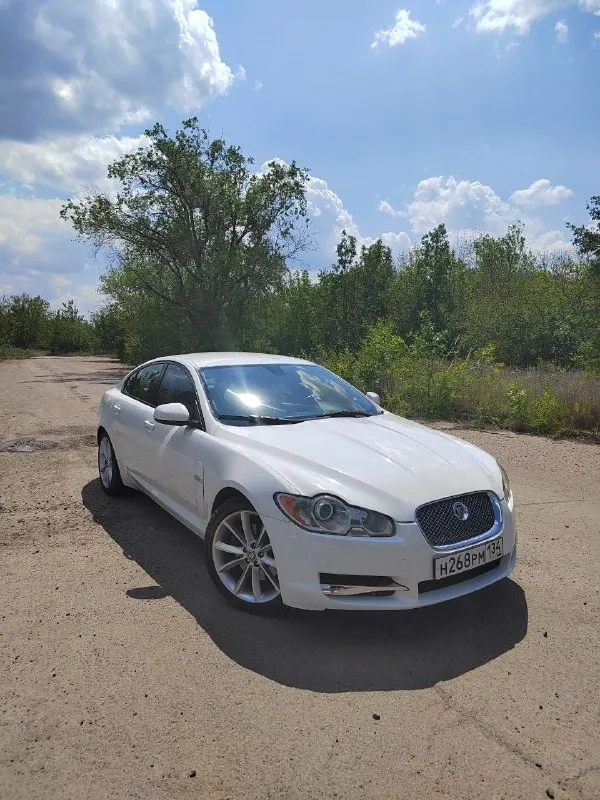 Jaguar xf 3л, 2010 г.
Самый надёжный двигатель, нигде не течет и не мытый, работает отлично без нареканий, не дымит не троит. Коробка работает ровно, без тычков и пинков. Ходовая в хорошем состоянии, ни где ничего не гремит. Салон в идеальном состоянии для своих лет. Комплектация limited, очень богатая!климат, подогрев руля сиденьев, без ключевой доступ, электро регулировка руля и сиденьев, камера заднего вида. Пробег 192т родной!!!автомобиль очень красивый и достойный. Два комлекта резины, осмотр в луганске
Цена 990000
+79592007644
📞 Звоните: +7(959)2007644 - фотография - 1