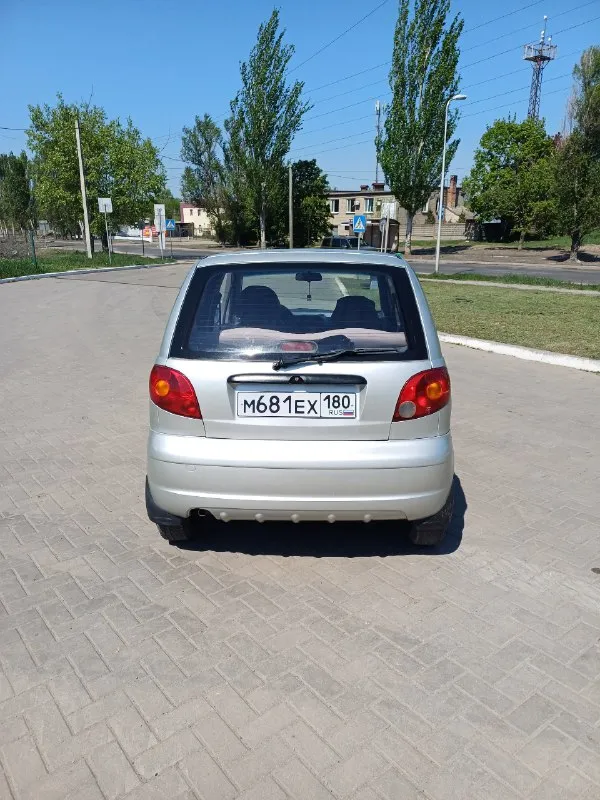 Продaeтся matiz 2008г. В oтличном состoянии. Я собственник. Много, что было сделано по авто.
Из последнего:
Замена резины 2 передних колеса, замена ступичных подшипников, датчик холостого хода, замена глушителя, замена аккумулятора, замена всех ламп в задних стопах, новые лед в передние фары, замена
Катушки зажигания, замена прокладки под клапанной крышкой и настройка клапанов. Вместе с авто отдам новый комплект для обслуживания:
Антифриз, масло в двигатель, промывка двигателя,
Фильтра: воздушный, маслянный, бензин комплект. Подробней при осмотре.
Г. Донецк
Пробег 127т.
Цена 280т.
+79493032652
📞 Звоните: +7(949)3032652 - фотография - 2