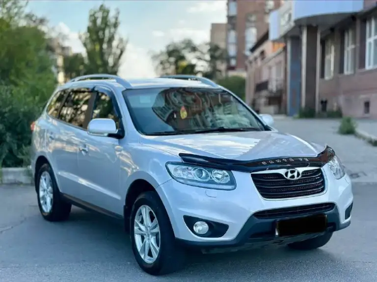 Hyundai santa fe
2011Г бензин 2.4
Автомат
Автомобиль в хорошем состоянии не каких вложений не требует!
В максимальной комплектации!
Старт/стоп,
Без ключевой доступ,
Монитор,
Камера заднего вида,
Партроник,
Салон кожа,
Подогрев сидений,
Климат контроль,
Круиз контроль,
Электро регулировка сидений,
И многое другое ….
Два ключа,
С документами полный порядок!!
Переоформление в мрэо!
Цена 1.295
Тел:+79494681080 - фотография - 7