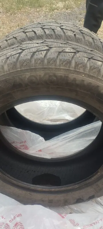 Комплект зимней резины 4шт,185/65/15, цена 5 тыс ₽+79493384930
📲 Tg: виктор лещенко
📞 Звоните: +7(949)3384930 - фотография - 4