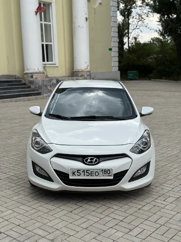 Продам свой личный авто.
Hyundai i30 1.6 автомат
Цена 1🍋250 тыс. Руб торг после осмотра.
2012 Г. В, для своих лет автомобиль в идеальном состоянии.
Комплектация самая жирная, электро сиденья, кожа, сидений, климат двухзонный, работает все абсолютно до каждой кнопки!
Любые проверки за вам счёт приветствуются.
По кузову авто в отличном состоянии, не рыжиков, не гнили нет.
Двигатель работает идеально, не дымит, не троит.
Коробка так же работает как и должна.
Вопросов к автомобилю вообще нет.
Все поменяно, в плоть до масла, цепей, роликов и тд.
Автомобиль полностью обслужен.
Г. Макеевка, связь +79494012032
📞 Звоните: +7(949)4012032 - фотография - 3