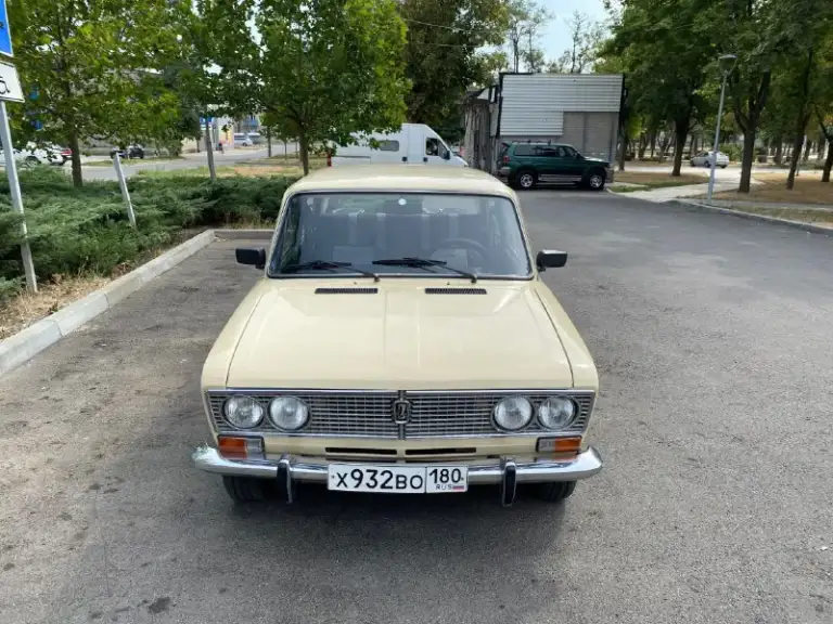 Автомобиль ваз 2103
-Год выпуска 1980;
-Пробег 180 тыс. Км;
-Цвет бежевый «сафари»; нижняя часть кузова обработана защитой «гравитекс»;
-Двигатель 2103 1,45л; 71 л. С. ;
-Мкпп 4-х ступенчатая;
-Электронное зажигание;
-Электровентилятор охлаждения двигателя;
-Электроомыватель лобового стекла;
-Акб новая.
-Резина новая.
Музыка:
-Автомагнитола nakamichi na 82g съемная панель, 4х50 вт; usb, x-bass
- Колонки kenwood 3-х полосные 2х45w;
-2 Хозяина (в одной семье);
-Без дтп;
-Гаражное хранение.
-Автомобиль в хорошем состоянии, ухоженный.
-Комплект зимней резины на дисках (в хорошем состоянии);
-Цена 170 000₽
-Торг
+79497345237 Павел
Пишите в телеграмм или звоните
📲 Tg: @di7ti
📞 Звоните: +7(949)7345237 - фотография - 1