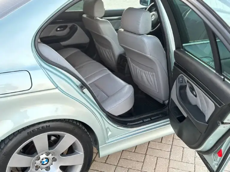 Bmw 520i

2001 Год выпуска
Пробег 180 000км!!
Пробег подтверждённый

Мотор m54 2.2 170лс
Коробка автомат 5ст
Двухзонный климат контроль
Эл. Сиденья
Подогрев сидений
Эл. Зеркала
М руль
Салон recaro
E39 это пик машиностроение!(для меня)
Кузов очень живой
Красивый и ровный!
Мотор без расхода масла всю жизнь проехал на liqui moly маливден
Коробка переключает как новая!
Автомобиль в отличном состоянии!
В первозданном виде!
В красивом цвете мята
Диски r18
Второй комплект дисков с новой резиной r16 в подарок хорошим людям!)
Акустика:каждая колонка каждая пищалка работает
Установлен процесорный pioneer !
Адаптивный свет

Цена 790 000₽
Остальные вопросы по телефону:

+79496361868 (Телега)

+380681107552 (Воцап телега) - фотография - 10