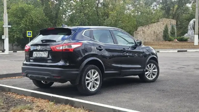 Продам nissan кашкай 2017г.2.0 бензин, пробег 177тыс. Один хозяин. Весь в родном окрасе, кроме одной двери ( окрас двери на 30%косметика) машина в отличном состоянии. Цена 1.390тыс. Тел +7959 153 77 30.
📞 Звоните: +7(959)1537730 - фотография - 5