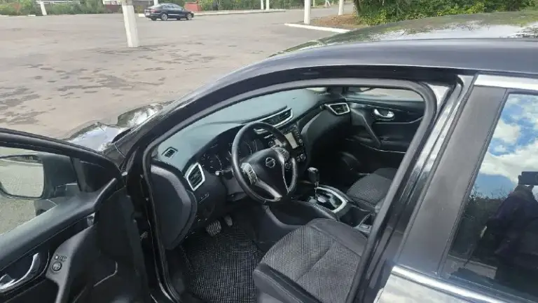 Продам nissan кашкай 2017г.2.0 бензин, пробег 177тыс. Один хозяин. Весь в родном окрасе, кроме одной двери ( окрас двери на 30%косметика) машина в отличном состоянии. Цена 1.390тыс. Тел +7959 153 77 30.
📞 Звоните: +7(959)1537730 - фотография - 6