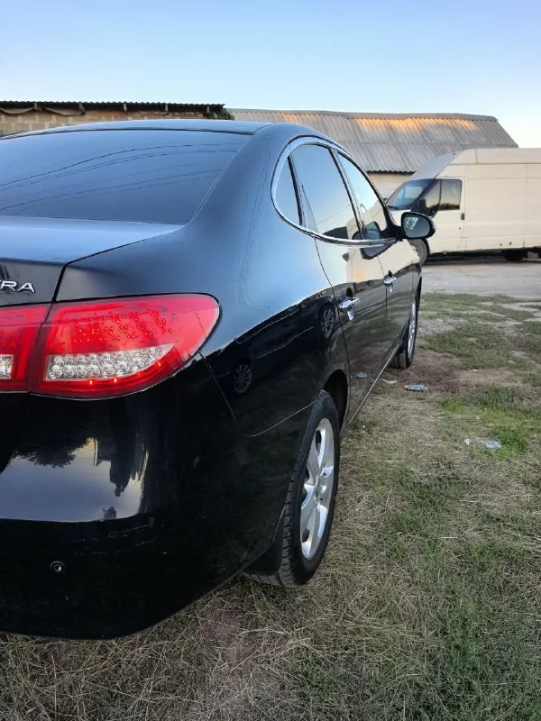 Продам хундай элантра
Год выпуска 2010
Мотор 1.6 бензин
Коробка автомат
Пробег 239 тыс
Коробка и мотор работает отлично
Машина техническа в хорошем состоянии, абсолютно без вложений.
Есть следы эксплуатации, машине всё таки 15 лет
Электропривод.
Обогрев передних сидений.
Стеклоподъёмники передние и задние.
Климат, кондиционер работает отлично.
Новая оптика
Камера заднего вида
Доводчики всех стёкол
Установлена сигнализация с автозапуском.
Машина находиться в мариуполе
+79496134802
Цена 795 тысяч
Торг уместен
Красивый номер в подарок) - фотография - 4