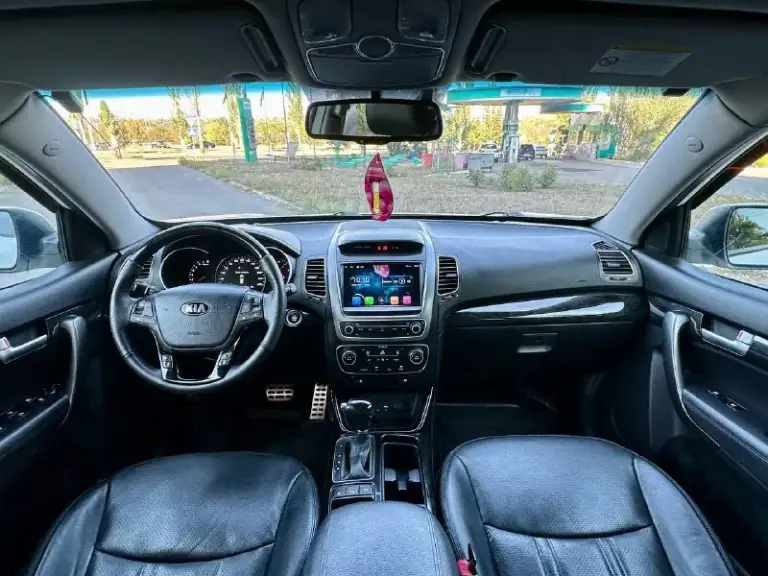 Kia sorento
Рестайлинг
2016 Бензин 2.4
Автомат
Автомобиль в максимальной комплектации,
В заводском окрасе!!!
Все стекла родные включая лобовое!
Без ключевой доступ,
Старт/стоп,
Салон кожа,
Электро регулировка сидений,
Подогрев сидений задних и передних,
Обдув сидений,
Партроники перед зад,
Камера заднего вида,
Монитор,
Климат контроль,
Круиз контроль,
Мульти руль,
И многое другое…
Юридически чист!
Цена 1.610₽ срочно
Все вопросы по тел:+79495722131 - фотография - 9