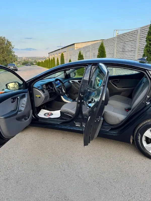 Продам🔝
Hyundai элантра 2012 год
Американец
Один собственник
Автомобиль в отличном состоянии
1.8 Бензин
Пробег 166.000 км
Акпп (автомат)
За авто следили и ухаживали своевременно! Техника вся в рабочем состоянии, кузов автомобиля выглядит изумительно, состояния салона как новое, пахнет вкусно и приятно сидеть в автомобиле!
Насыщенная комплектация, работает каждая кнопочка.
Стоит свежая резина, лето!
Кондиционер работает исправно.
Автомобиль находится в луганске, на осмотры не езжу, не подъезжаю!
По телефону расскажу больше об автомобиле!
Цена 1.190.000 ₽
Торг у авто!
+79591539242☎️
+79595022666☎️
Друзья кому дорого, можно приобрести солярис, рио и другие авто ниже классом по этой цене, прошу без воздуха, не справочная, приезжайте смотрите автомобиль в живую, по запросу скину автотеку, видео, доп фото авто,
Вин код! До встречи!🫡
📞 Звоните: +7(959)1539242 - фотография - 10