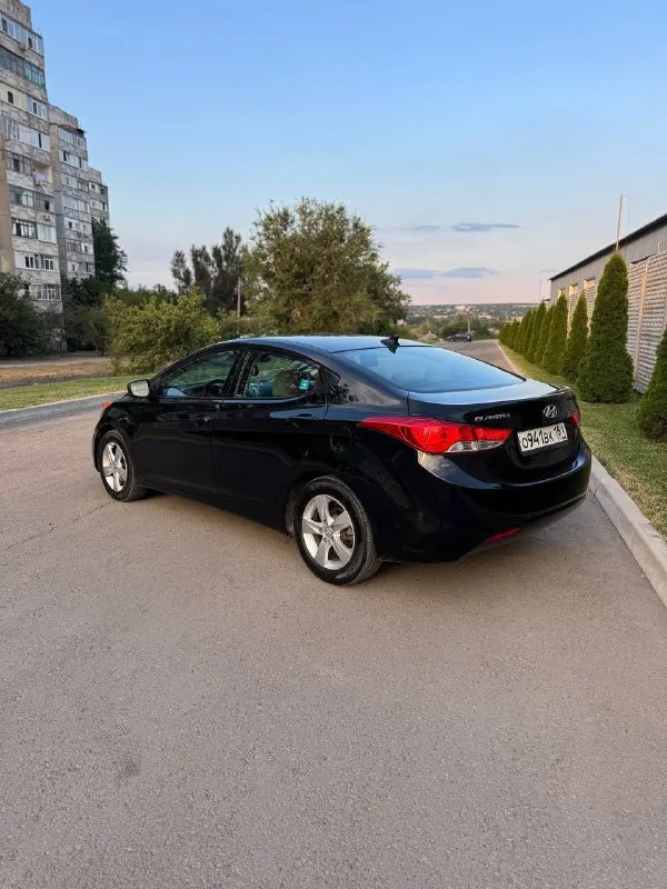Продам🔝
Hyundai элантра 2012 год
Американец
Один собственник
Автомобиль в отличном состоянии
1.8 Бензин
Пробег 166.000 км
Акпп (автомат)
За авто следили и ухаживали своевременно! Техника вся в рабочем состоянии, кузов автомобиля выглядит изумительно, состояния салона как новое, пахнет вкусно и приятно сидеть в автомобиле!
Насыщенная комплектация, работает каждая кнопочка.
Стоит свежая резина, лето!
Кондиционер работает исправно.
Автомобиль находится в луганске, на осмотры не езжу, не подъезжаю!
По телефону расскажу больше об автомобиле!
Цена 1.190.000 ₽
Торг у авто!
+79591539242☎️
+79595022666☎️
Друзья кому дорого, можно приобрести солярис, рио и другие авто ниже классом по этой цене, прошу без воздуха, не справочная, приезжайте смотрите автомобиль в живую, по запросу скину автотеку, видео, доп фото авто,
Вин код! До встречи!🫡
📞 Звоните: +7(959)1539242 - фотография - 5