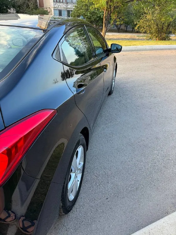 Продам🔝
Hyundai элантра 2012 год
Американец
Один собственник
Автомобиль в отличном состоянии
1.8 Бензин
Пробег 166.000 км
Акпп (автомат)
За авто следили и ухаживали своевременно! Техника вся в рабочем состоянии, кузов автомобиля выглядит изумительно, состояния салона как новое, пахнет вкусно и приятно сидеть в автомобиле!
Насыщенная комплектация, работает каждая кнопочка.
Стоит свежая резина, лето!
Кондиционер работает исправно.
Автомобиль находится в луганске, на осмотры не езжу, не подъезжаю!
По телефону расскажу больше об автомобиле!
Цена 1.190.000 ₽
Торг у авто!
+79591539242☎️
+79595022666☎️
Друзья кому дорого, можно приобрести солярис, рио и другие авто ниже классом по этой цене, прошу без воздуха, не справочная, приезжайте смотрите автомобиль в живую, по запросу скину автотеку, видео, доп фото авто,
Вин код! До встречи!🫡
📞 Звоните: +7(959)1539242 - фотография - 7