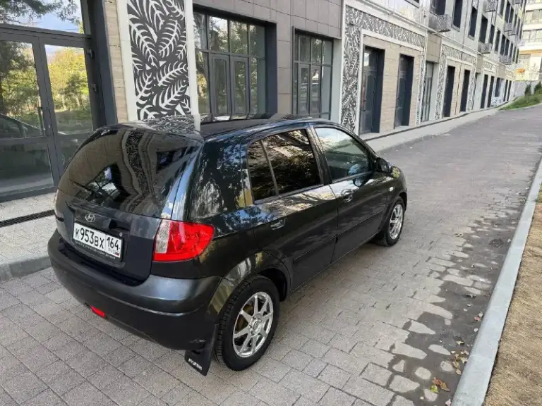 Продам hyundai getz 2008 год, двигатель 1.4 кпп механика, в отличном состоянии , обслужена заменены масла фильтра ремень грм ролики помпа, расход до 7 литров, не дорогая в обслуживание, комплектация 4 эльктро стеклоподъемника кондиционером эльктро зеркала с подогревом, подогревы сидений, усилитель руля, музыка новая резина сигнализация, с авто запуском кузов без дефектов, цена 570.000 мариуполь, с документами порядок, +79494999723 - фотография - 6