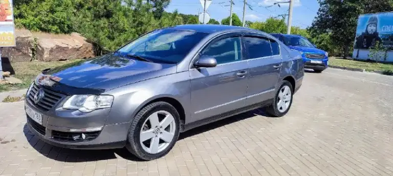 Продам volkswagen пассат б6.
Город. Донецк
Год 2008
. 1.8 Tsi
Без дтп
Коробка. Автомат ( не дсг)
Комплектация r-line.
Климат. Подогрев сидений, зеркал, лобового. Круиз контроль. Камера заднего вида. Магнитола андроид. Электро регулировка сидений.
Салон сиденья кожа и алькантара. И многое другое. Не дымит не троит. Коробка переключает плавно не буксует не пинает.
Цена 620000 рублей.
Остальные вопросы по телефону
+79495328524
📲 Tg: arik
📞 Звоните: +7(949)5328524 - фотография - 4