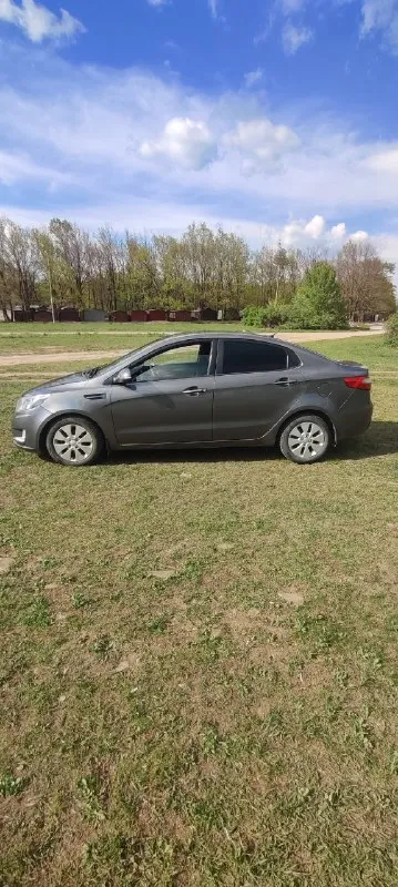 Kia рио 2012 год. Автомат. Пробег 170 т. Км. Двигатель 1.6 л(цепной). Я собственник. Без дтп. Вложений не требует. Климат-контроль, электрозеркала, 4 эсп, обогрев зон дворников, подогрев передних сидений, мультируль. Два ключа. Два комплекта резины. Также рассмотрю обмен. Переоформление в мрэо. Цена 950 т. Р. Енакиево+79497356754
📞 Звоните: +7(949)7356754 - фотография - 5