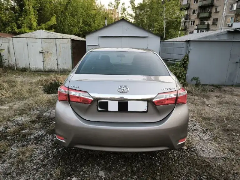 Toyota corolla 2013 года, объем двигателя 1,33, пробег оригинальный: 92 тыс.
1 Владелец по птс. Машина куплена в салоне. Мкпп.
Машина в отличном состоянии, очень экономичная, бережное отношение, регулярное обслуживание, без дтп! Гаражное хранение, резина зима-лето, лакокраска заводская, по бамперу есть мелкие сколы (см. Фото), все вопросы по телефону, 7 949 451 23 70.
1 300 000 Руб. Г. Донецк.
Торг у капота уместен. - фотография - 3