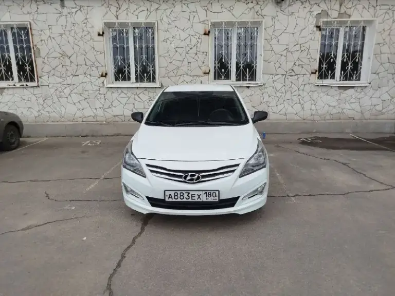 Продам hyundai solaris 2015г 950000₽ доступен аргументированный торг!
Любое переоформление, я хозяин
Кпп автомат, без нарушений не хрустит все четкнько👌
Мотор 1.6 не скручен родной пробег 83600
По кузову без нареканий все в отличном состоянии, сел да поехал!
Салон не потресканный не курили в машине ежемесячно проводилась химчистка салона!
С машиной отдаю комплекты резины(зима-лето)
Если есть вопросы звоните по ☎️ +79494132357 евгений. Донецк - фотография - 1