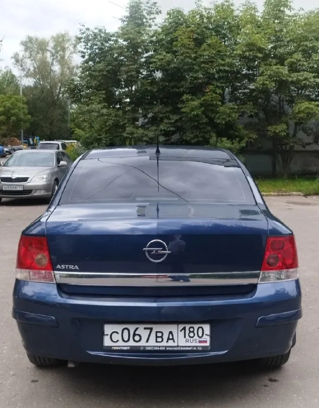 💥💥💥 Opel astra h💥💥💥. Год:2012. Объем:1.8 (140л. С). Коробка: механика. Пробег: 234.000км родной. Птс: оригинал. Автомобиль в отличном состоянии, ни каких вложений не требует. Двигатель работает идеально, без посторонних шумов, не троит, не дымит, масло не расходует, полностью обслужен. Ходовая часть отрабатывает как положено, ни чего не стучит, не гремит и т. Д. Коробка не убиваемая механика, все скорости на месте, сцепление свежее. Кузов как на фото, смотрится отлично, весь в заводской краске, есть жизненные коцки авто не новое. Комплектация хорошая, есть все для комфортной и безопасной езды, подогрев сидений, кондиционер, сигнализация с автозапуском, два компле
📞 Звоните: +7(903)1505300 - фотография - 5