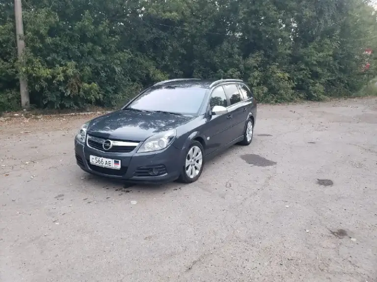 Продам свой авто opel vectra c station wagon 2005г. Рестайлинг
Двигатель 1.9 cdti 150(л. С) мкпп 6ст. Sport режим.
Пробег 288 т. Км
Диски r17
-Салон комбинированная кожа в хорошем состоянии в авто никогда не курил
-Адаптивный ксенон (afl) куда крутишь руль туда идёт свет фар.
-Круиз контроль
-Двухзонный климат контроль.
-Подогрев сидений
-Подогрев и электрорегулировка зеркал.
-Все 4 стеклоподьемника
-Мультируль, цветной дисплей бортового компьютера
-Отличная музыка, аux, bluetooth
-Атермальное лобовое заводское стекло! Да и вообще все стёкла родные так как машина без дтп от слова совсем.
Машиной владею больше 3ёх лет езжу на любые расстояния. Масло меняю каждые 10т. Км aral 5w40.
Недавно было заменено масло в мкпп и жидкость гур. Поменяны натяжные и сервисные ролики. Ходовая в отличном состоянии мягкая, если что то грюкнуло я сразу же менял и обслуживал весь узел.
Цена 670 т. Р символический торг. +79493041444 - фотография - 3