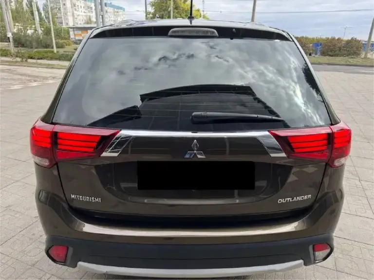 Продам
Mitsubishi outlander
Мотор 2.0
Коробка акпп
+Sport режим 🔥
Без единого подкраса
100% В заводском окрасе
Видео обзор с толщинаномером
По запросу могу скинуть !
Обклеена вся броне пленкой от сколов
(Зоны риска)
В очень красивом цвете 😻
4 Стекло подъемника
Мульти руль круиз контроль
4Х зонный климат контроль
Подогрев лобового стекала
Все стекла в круг родные !!!!!
Даже лобовое !!!
Хорошая музыка
С большим монитор
Кожаный салон
С карболовыми вставками
Осмотр
Г. Донецк
Оформление в мрэо 
Цена 1.670₽
+79496285723 - фотография - 4
