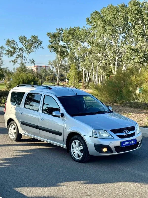 🇷🇺 Lada largus

💰Цена: 750 000р
🏢Город: мариуполь
📅Год выпуска: 2015
🧾Пробег: 117 538 км.
⚙️Двигатель: 1.6 16v к4м
⛽Топливо: бензин
⚙️Кпп: механика

📞 Телефон:

+7-949-727-41-51
+7-989-263-55-56
+7-949-551-91-52

💾 Описание:

Всеми любимы. .. Lada largus, последний год выпуска с двигателем renault k4m

✔️ Заводской краска

✔️ 1.6 16-Ти клапанный

✔️ Отличное состояние

✔️ Южная эксплуатация

✔️ Оригинальный пробег

✔️ Два владельца, птс оригинал

Двигатель очень надежный, шустрый и не прихотливый, коробка переключает идеально. Ходовая часть отличная. Салон в отличном состоянии.

✅ Кондиционер, подогрев сидений, две подушки безопасности, гур, abs, полный электропакет, центральный замок,
Магнитола с bluetooth.

Улица шевченко 269

🏦 Возможна продажа в кредит по двум документам. - фотография - 1