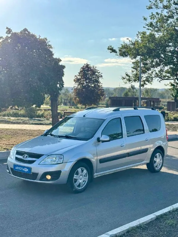 🇷🇺 Lada largus

💰Цена: 750 000р
🏢Город: мариуполь
📅Год выпуска: 2015
🧾Пробег: 117 538 км.
⚙️Двигатель: 1.6 16v к4м
⛽Топливо: бензин
⚙️Кпп: механика

📞 Телефон:

+7-949-727-41-51
+7-989-263-55-56
+7-949-551-91-52

💾 Описание:

Всеми любимы. .. Lada largus, последний год выпуска с двигателем renault k4m

✔️ Заводской краска

✔️ 1.6 16-Ти клапанный

✔️ Отличное состояние

✔️ Южная эксплуатация

✔️ Оригинальный пробег

✔️ Два владельца, птс оригинал

Двигатель очень надежный, шустрый и не прихотливый, коробка переключает идеально. Ходовая часть отличная. Салон в отличном состоянии.

✅ Кондиционер, подогрев сидений, две подушки безопасности, гур, abs, полный электропакет, центральный замок,
Магнитола с bluetooth.

Улица шевченко 269

🏦 Возможна продажа в кредит по двум документам. - фотография - 3