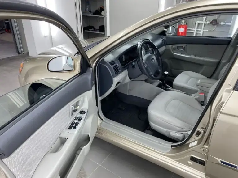 Продам авто kia cerato
( Kia черато)
Цена: 515.000 руб
Пробег: 150.000
Год выпуска: 2008 год
Город: донецк
Номер: +7 949 458 98 51
Автомобиль в отличном техническом состояние, в родной краске, обслуженная, двигатель работает идеально, не дымит не троит, ходовая обслуженная ничего не стучит, сцепление новое, климат рабочий, стёкла все родные, без дтп, птс оригинал, хорошая комплектация.
Звоните
📲 Tg: ⚡️
📞 Звоните: +7(949)4589851 - фотография - 7