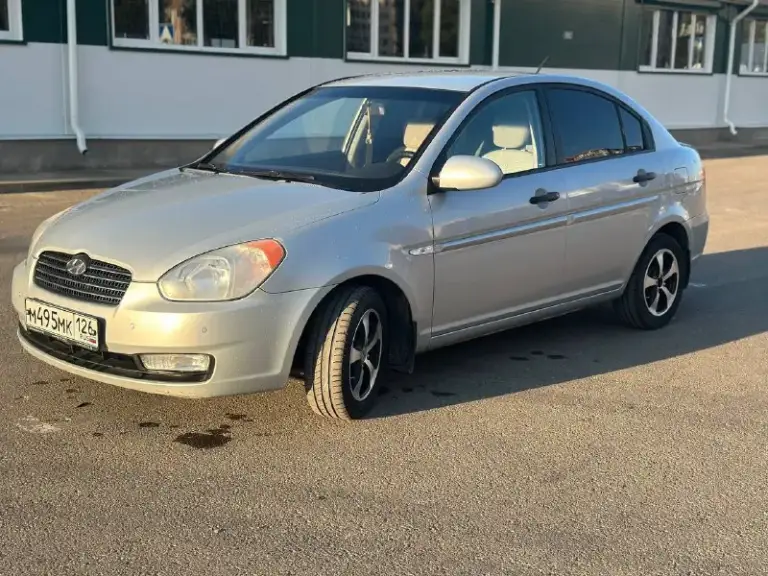 Продам хюндай 1.4 автомат. Год выпуска 2008. Пробег 200 тысяч. Машина вся в родной краски. Автомат мотор чувствую себя отлично. Кузов сохранился тоже хорошо. Не гнилой не ржавый. Кондиционер холодит отлично. Салон что новый. В салоне не курили. Ходовая часть все хорошо. Два ключа. 4 владельца. Цена 585 тысяч. Машина в мариуполе. Торг уместен после просмотра.
+79497533458 - фотография - 1