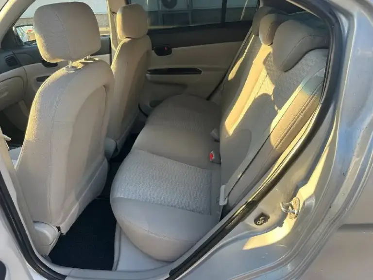 Продам хюндай 1.4 автомат. Год выпуска 2008. Пробег 200 тысяч. Машина вся в родной краски. Автомат мотор чувствую себя отлично. Кузов сохранился тоже хорошо. Не гнилой не ржавый. Кондиционер холодит отлично. Салон что новый. В салоне не курили. Ходовая часть все хорошо. Два ключа. 4 владельца. Цена 585 тысяч. Машина в мариуполе. Торг уместен после просмотра.
+79497533458 - фотография - 10