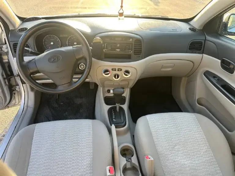 Продам хюндай 1.4 автомат. Год выпуска 2008. Пробег 200 тысяч. Машина вся в родной краски. Автомат мотор чувствую себя отлично. Кузов сохранился тоже хорошо. Не гнилой не ржавый. Кондиционер холодит отлично. Салон что новый. В салоне не курили. Ходовая часть все хорошо. Два ключа. 4 владельца. Цена 585 тысяч. Машина в мариуполе. Торг уместен после просмотра.
+79497533458 - фотография - 9