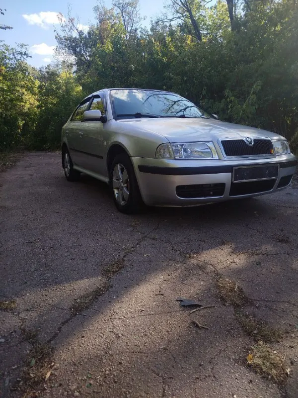 Продам
Шкода октавия а4 (тур)
✅2002 Год
✅1.6 Akl
✅ Комплектация: кондиционер(морозит),4 эл. Стеклоподьемника, abs, гур, электро регулировка зеркал, подогрев зеркал и заднего стекла, птф.
Хорошая музыка, активный сабвуфер. Машина вся в шумоизоляции.
✅Документы птс, стс, без запретов, без арестов. Я 4 владелец, учёт 180.владею 3 года. Переоформеление обязательное. Автотеку могу предоставить. Пробег родной.
Машина обслужена, ухоженна. Вложений не требует, красить и варить тоже не нужно. На все вопросы отвечу по телефону.
Цена 580 т. Р. Торг
+79497029727 - фотография - 3