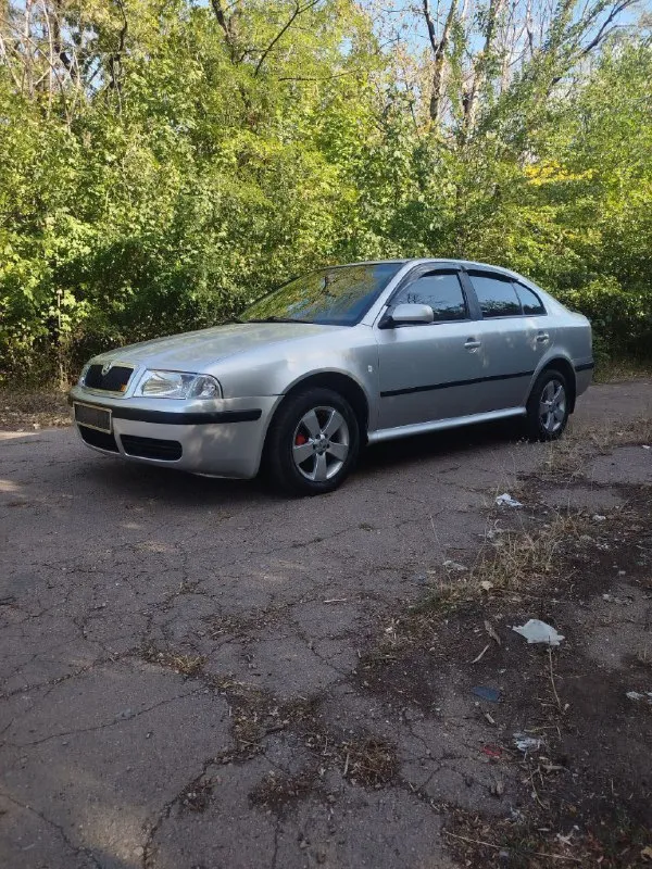 Продам
Шкода октавия а4 (тур)
✅2002 Год
✅1.6 Akl
✅ Комплектация: кондиционер(морозит),4 эл. Стеклоподьемника, abs, гур, электро регулировка зеркал, подогрев зеркал и заднего стекла, птф.
Хорошая музыка, активный сабвуфер. Машина вся в шумоизоляции.
✅Документы птс, стс, без запретов, без арестов. Я 4 владелец, учёт 180.владею 3 года. Переоформеление обязательное. Автотеку могу предоставить. Пробег родной.
Машина обслужена, ухоженна. Вложений не требует, красить и варить тоже не нужно. На все вопросы отвечу по телефону.
Цена 580 т. Р. Торг
+79497029727 - фотография - 5