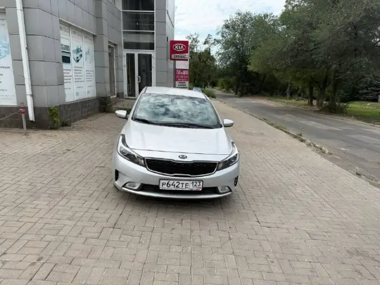 Kia cerato 2017 2.0 at 33000km вся в родной краске. Состояние нового автомобиля. Осмотр донецк. +79493820939
📲 Tg: @toxac4f
📞 Звоните: +7(949)3820939 - фотография - 3