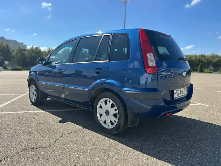Продам форда. Год 2008. Пробег 146 тысяч. 1,6 автомат. Не бит не крашен. В идеале. Автотека вся зеленая. Машина в мариуполе. Цена 650 тысяч. Все вопросы по телефону +79497081249 - фотография - 2
