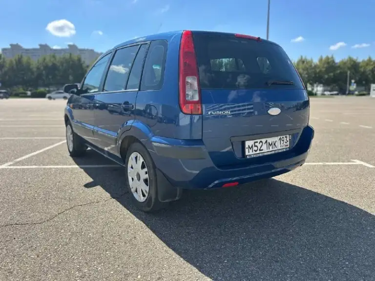 Продам форда. Год 2008. Пробег 146 тысяч. 1,6 автомат. Не бит не крашен. В идеале. Автотека вся зеленая. Машина в мариуполе. Цена 650 тысяч. Все вопросы по телефону +79497081249 - фотография - 3