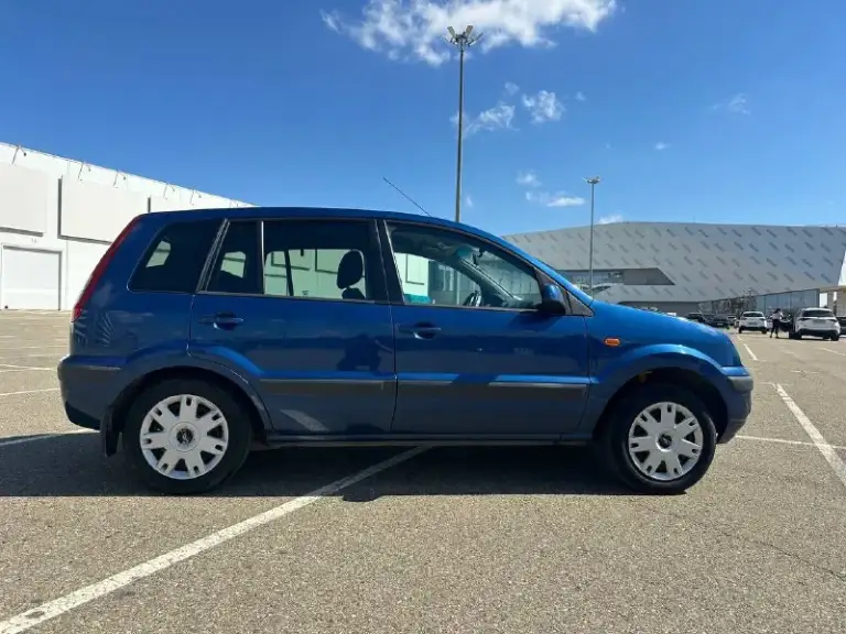 Продам форда. Год 2008. Пробег 146 тысяч. 1,6 автомат. Не бит не крашен. В идеале. Автотека вся зеленая. Машина в мариуполе. Цена 650 тысяч. Все вопросы по телефону +79497081249 - фотография - 4