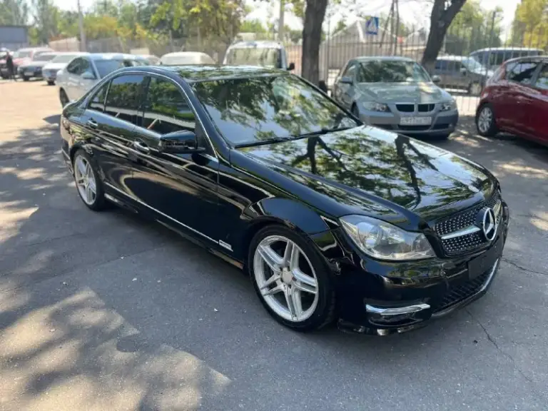 Мерседес с250
Цена 1.190 000
Мотор 1.8 бензин
Автомат
Задний привод
Пробег 170т
Требует подкрасов по кузову
+79495093428 - фотография - 2