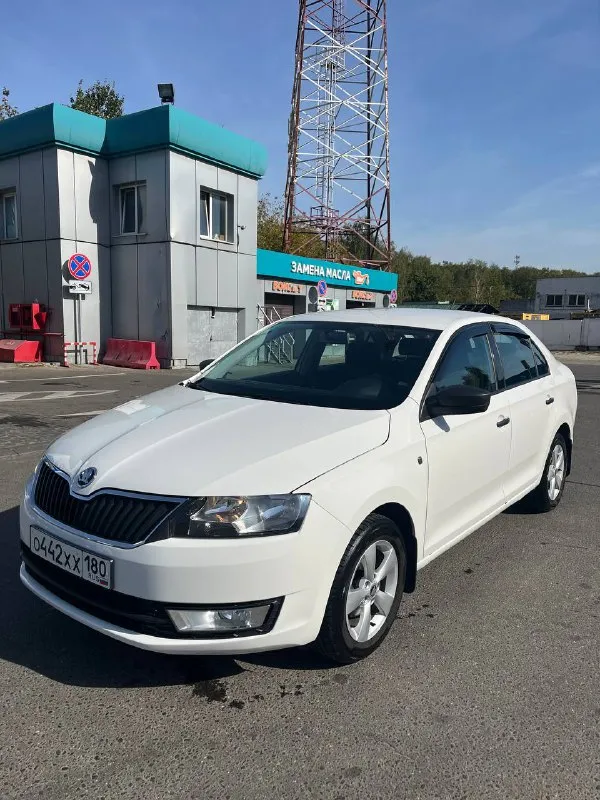 Продам семейный автомобиль. Skoda rapid, 2013 года выпуска. Пробег 79000 км. Автомобиль местный, из мариуполя. Солей и плохого ухода за собой не видел. Причина продажи - по не надобности, куплен автомобиль выше классом.
Я - второй владелец. Машина без гнили и даже намека на ржавчину. Масло от замены до замены уровень держит, ни грамма не уходит. Расход приятно радует. По трассе 5-6л. По городу до 7л.
На 76000 км были заменены все фильтра, включая топливный, масло, свечи оригинальные.
Любые проверки за ваш счет. За машину не стыдно!
Цена 850.000. Аргументированный торг.
Отвечу на все интересующие вопросы по телефону. Подробное видео по автомобилю скину заинтересованным в личные сообщения.
Телефон для связи: +79034370979 - фотография - 3