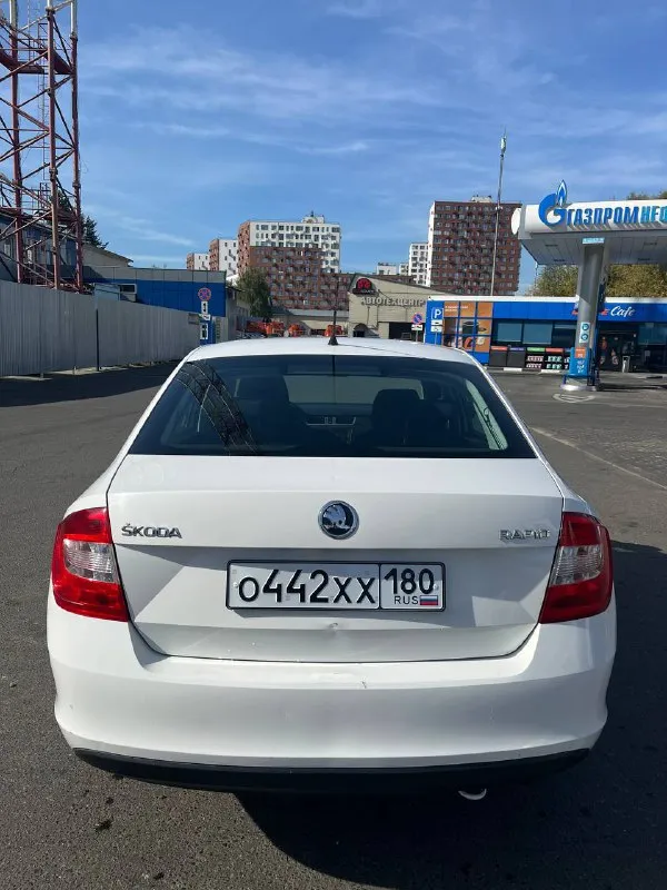 Продам семейный автомобиль. Skoda rapid, 2013 года выпуска. Пробег 79000 км. Автомобиль местный, из мариуполя. Солей и плохого ухода за собой не видел. Причина продажи - по не надобности, куплен автомобиль выше классом.
Я - второй владелец. Машина без гнили и даже намека на ржавчину. Масло от замены до замены уровень держит, ни грамма не уходит. Расход приятно радует. По трассе 5-6л. По городу до 7л.
На 76000 км были заменены все фильтра, включая топливный, масло, свечи оригинальные.
Любые проверки за ваш счет. За машину не стыдно!
Цена 850.000. Аргументированный торг.
Отвечу на все интересующие вопросы по телефону. Подробное видео по автомобилю скину заинтересованным в личные сообщения.
Телефон для связи: +79034370979 - фотография - 6