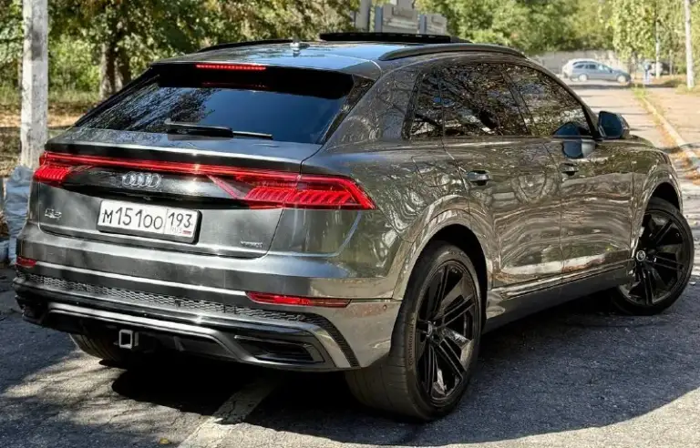 Продаю в городе донецке +79495236393
Audi q8 3.0 tfsi quattro
Продажа от собственника, состояние идеальное, без единого момента, без единого изъяна ! Без единого подводного камня! Готов на любые проверки! Машина вся в идеальном состоянии! Все расходники заменены! Два комплекта резины лето и зима и два комплекта дисков ! 2020 год 100 тыс км родной оригинальный проверенный пробег не скрученный! Кузов в первозданном виде без единого момента! Салон как новый ! Была бережная эксплуатация, гаражное хранение! Обслуживание всегда вовремя у официального дилера! Машина без малейшего вложения все расходники заменены! 3.0 tfsi бензин автомат 8 ступенчатый
Полный привод, хорошая комплектация! Полное переоформление в мрэо осмотр в донецке
Цена 6 300 000 руб торг +79495236393
+380715236393 Телеграмм - фотография - 8