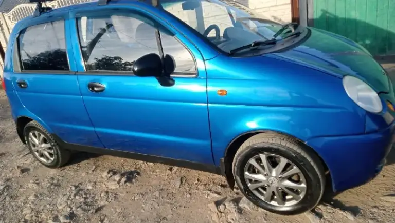 Цена из за срочность, 205 тысяч рублей торг на бензин.
Продам daewoo матиз, 2010 года выпуска, без дтп, стёкла все родные, пробег 184 тысячи км, в хорошем состоянии, без вложений, двигатель масло не кушает, не дымит, не троит, коробка не хрустит не вылетает, ходовая часть сделаная, аккумулятор новый, заводится с пол оборота, днище заводское не разу не варилось, без гнили, без дыр, пороги так же целые не гнилые, стаканы лонжероны всё целое, низа дверей все целые без гнили, кузов ровный, арки без дыр, без гнили, титановые диски, смотрятся очень красиво, салон чистый и ухоженный, музыка, центральный замок, свет в фарах весь белый и дальний и ближний, электрика вся работает до единой лампочки, ручник держит, печка работает, по документам полный порядок, любое переоформление, все документы на руках, автомобиль вид имеет очень красивый, машина на полном отличном ходу, готова ехать на любое расстояние, звоните.
+79595888516
📞 Звоните: +7(959)5888516 - фотография - 6