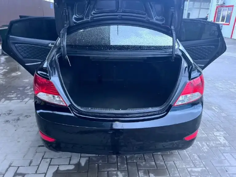 Продам hyundai solaris, в отличном состоянии !
2014 Год выпуска.
Пробег - 203 000 тыс. Км.
1.6, 123 Л. С.
В такси не была!
Юридически чистая!
Птс оригинал.
Двигатель работает исправно, не троит, не дымит, прошит, катализатор удален.
Коробка не хрустит, скоростя включаются плавно.
Кондиционер работает исправно.
Установлен планшет, видеорегистратор, камера заднего вида, мультируль.
Подогрев передних сидений и заднего стекла.
Система abs
Стеклоподъемники все рабочие ( и задние).
Перебрана передняя подвеска.
Замена масла производилась каждые 7 тыс.
Фары линзованые, есть ходовые огни, установлены светодиодные лампочки, как и в туманках.
Есть не значительные сколы по кузову.
Реальному покупателю торг у капота!
Подробнее по телефону: 8 (989) 528-59-15
Нахожусь в селе авило-успенке.
📞 Звоните: +7(989)5285915 - фотография - 4