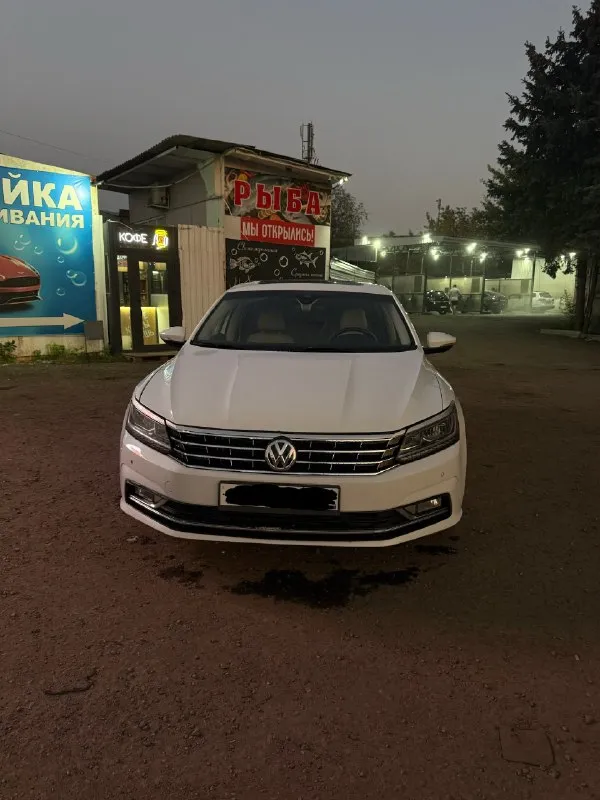 Продам
Volkswagen пассат
Volkswagen passat 2017
Комплектация sel
1.8 Л
170 Л. С
Бензин
Пробег 91 тыс км
Белый кожаный салон, подогрев сидений, климат контроль
Память сидений
Люк
Мультимедиа, блютус, карплей
Камера заднего вида
Слепые зоны, удержания в полосе
Машина не прихотливая, своевременно обслуживалась и никогда не была головной болью
Цена 1,9 🍋
Торг
+79595074894 (Телеграм/вотсап)
+79885697678
Дмитрий
📞 Звоните: +7(959)5074894 - фотография - 1