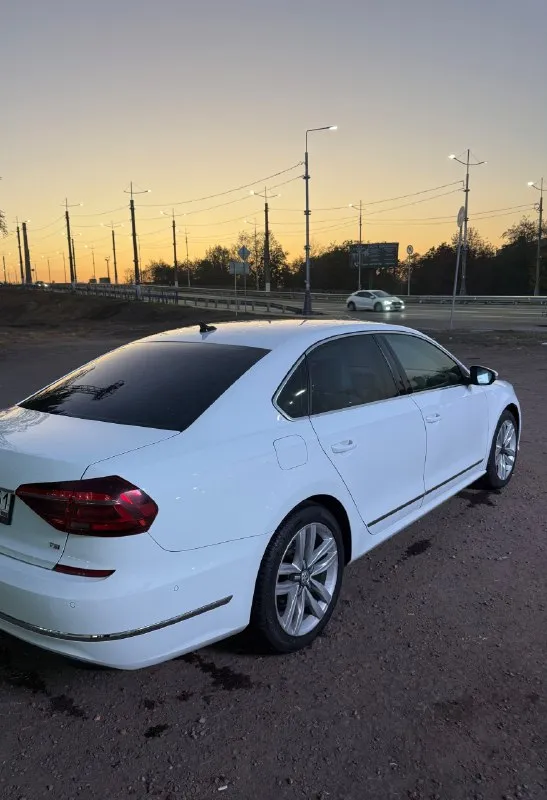 Продам
Volkswagen пассат
Volkswagen passat 2017
Комплектация sel
1.8 Л
170 Л. С
Бензин
Пробег 91 тыс км
Белый кожаный салон, подогрев сидений, климат контроль
Память сидений
Люк
Мультимедиа, блютус, карплей
Камера заднего вида
Слепые зоны, удержания в полосе
Машина не прихотливая, своевременно обслуживалась и никогда не была головной болью
Цена 1,9 🍋
Торг
+79595074894 (Телеграм/вотсап)
+79885697678
Дмитрий
📞 Звоните: +7(959)5074894 - фотография - 3