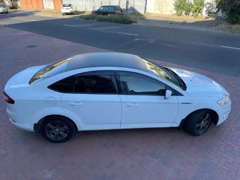 Продам автомобиль представительского бизнес класса ford mondeo 4
Год выпуска конец 2012, куплен в феврале 2013 у официального дилера.
Двигатель: 1.6(160л. С)
Коробка: механика
Пробег родной 147.000км
Я единственный хозяин.
Двигатель, коробка и подвеска в отличном состоянии!
Технически автомобиль полностью обслужен.
Вложений никаких не требует.
Сел и поехал.
Стёкла все родные включая лобовое.
Кузов в хорошем состоянии (обработаны антикором днище, арки и скрытые полости).
По городу расход 8 литров, по трассе 6.5л на 100км.
Климат контроль двухзонный.
Управление на руле, парктроники.
Abs, esp
Электро регулировка сидений.
Подушки безопасности.
Запуск start stop.
Круиз контроль.
Лобовое стекло с подогревом.
4 Автоматических стеклоподъемника с защитой от придавливания.
Сигнализация starline с автозапуском.
Противоугонный замок на кпп construct.
Новое запасное колесо.
В бронепленке:фары, на дверях, пороги.
Два комплекта резины на оригинальных дисках.
Два ключа, сервисная кн
📞 Звоните: +7(949)8000907 - фотография - 5