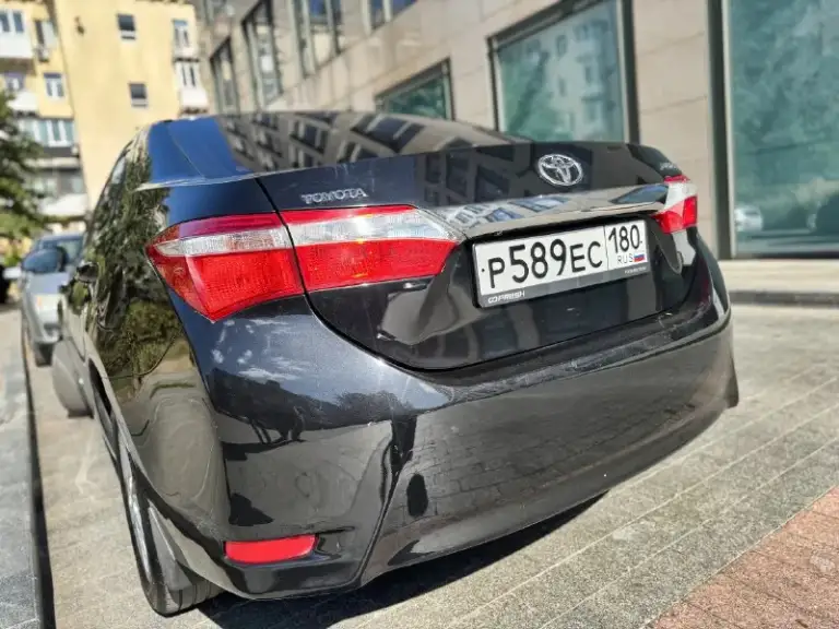 Продаю свой надежный автомобиль toyota corolla 2013, 1.6 cvt, style – ухоженный, с антикором и готов к зиме!
💰 Цена: 1 450 000 ₽ торг у капота.
📲 +7(949)322-18-00
📍 Осмотр и тест-драйв в удобное время г. Донецк, шахтерск, торез, снежное.
Автомобиль полностью готов к эксплуатации!
Пробег 203 000 км. Машина 2013 г, 3 владельца птс, приобретена в автосалоне toyota 23.01.2014г. В г. Ростов-на-дону, есть сервисная книжка. На 180-м регионе я первый владелец в птс.
Автомобиль без вложений:
✅Двигатель работает ровно, регулярная замена масла toyota масло, только поменял, отмечаю в журнале;
✅Воздушный, топливный фильтры, свечи заменены;
✅Кузов без ржавчины, провёл полную обработку;
✅Вариатор cvt работает мягко, без пинков, обслуживал;
✅По подвеске все менялось вовремя;
✅Подушки все на месте;
✅По опциям все необходимое есть:
- Кондиционер
- Подогрев передних сидений
- Хорошая оптика
- Жк-дисплей
- Управление на руле
- Камера заднего вида
- Carplay установлен
- Вместительный бага
📞 Звоните: +7(949)3221800 - фотография - 3
