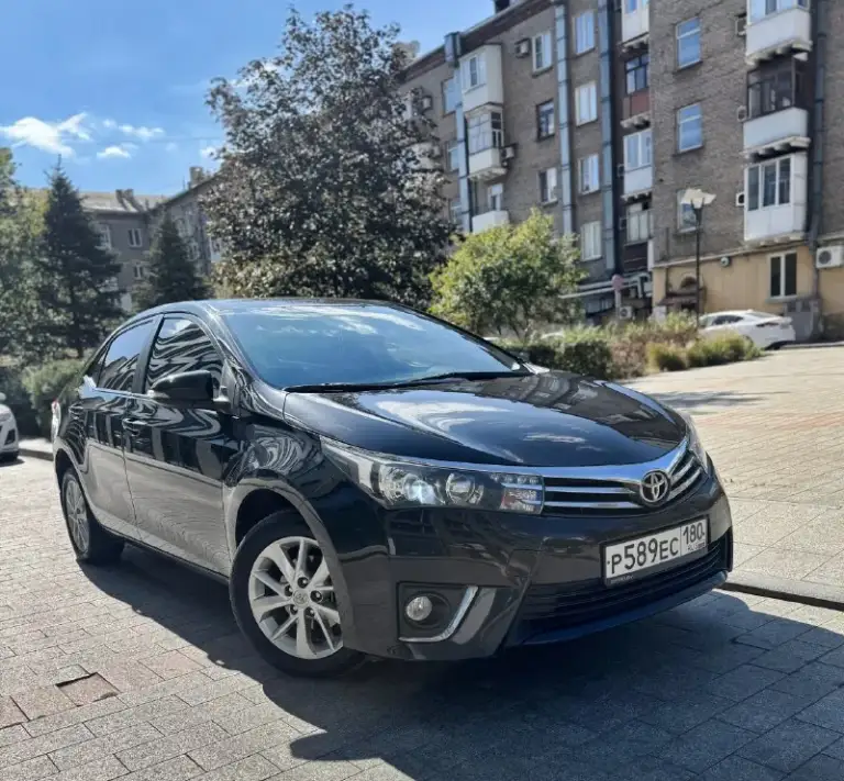 Продаю свой надежный автомобиль toyota corolla 2013, 1.6 cvt, style – ухоженный, с антикором и готов к зиме!
💰 Цена: 1 450 000 ₽ торг у капота.
📲 +7(949)322-18-00
📍 Осмотр и тест-драйв в удобное время г. Донецк, шахтерск, торез, снежное.
Автомобиль полностью готов к эксплуатации!
Пробег 203 000 км. Машина 2013 г, 3 владельца птс, приобретена в автосалоне toyota 23.01.2014г. В г. Ростов-на-дону, есть сервисная книжка. На 180-м регионе я первый владелец в птс.
Автомобиль без вложений:
✅Двигатель работает ровно, регулярная замена масла toyota масло, только поменял, отмечаю в журнале;
✅Воздушный, топливный фильтры, свечи заменены;
✅Кузов без ржавчины, провёл полную обработку;
✅Вариатор cvt работает мягко, без пинков, обслуживал;
✅По подвеске все менялось вовремя;
✅Подушки все на месте;
✅По опциям все необходимое есть:
- Кондиционер
- Подогрев передних сидений
- Хорошая оптика
- Жк-дисплей
- Управление на руле
- Камера заднего вида
- Carplay установлен
- Вместительный бага
📞 Звоните: +7(949)3221800 - фотография - 4