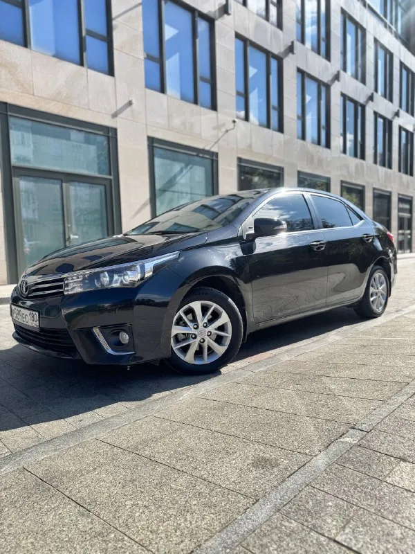 Продаю свой надежный автомобиль toyota corolla 2013, 1.6 cvt, style – ухоженный, с антикором и готов к зиме!
💰 Цена: 1 450 000 ₽ торг у капота.
📲 +7(949)322-18-00
📍 Осмотр и тест-драйв в удобное время г. Донецк, шахтерск, торез, снежное.
Автомобиль полностью готов к эксплуатации!
Пробег 203 000 км. Машина 2013 г, 3 владельца птс, приобретена в автосалоне toyota 23.01.2014г. В г. Ростов-на-дону, есть сервисная книжка. На 180-м регионе я первый владелец в птс.
Автомобиль без вложений:
✅Двигатель работает ровно, регулярная замена масла toyota масло, только поменял, отмечаю в журнале;
✅Воздушный, топливный фильтры, свечи заменены;
✅Кузов без ржавчины, провёл полную обработку;
✅Вариатор cvt работает мягко, без пинков, обслуживал;
✅По подвеске все менялось вовремя;
✅Подушки все на месте;
✅По опциям все необходимое есть:
- Кондиционер
- Подогрев передних сидений
- Хорошая оптика
- Жк-дисплей
- Управление на руле
- Камера заднего вида
- Carplay установлен
- Вместительный бага
📞 Звоните: +7(949)3221800 - фотография - 5