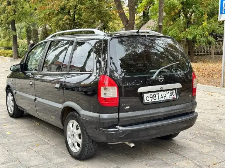Opel zafira a
2003 Года выпуска
1.8 Бензин механика
Технически идеально вся обслуженная вложений не требует
По кузову есть не большие недочеты
Все вопросы по тел
+79493829905
Цена низ рынка глупых вопросов не задавать
440.000₽ Торг уместен - фотография - 4